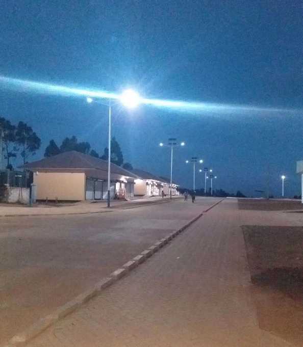 卫辉市非洲科特迪瓦太阳能路灯工程